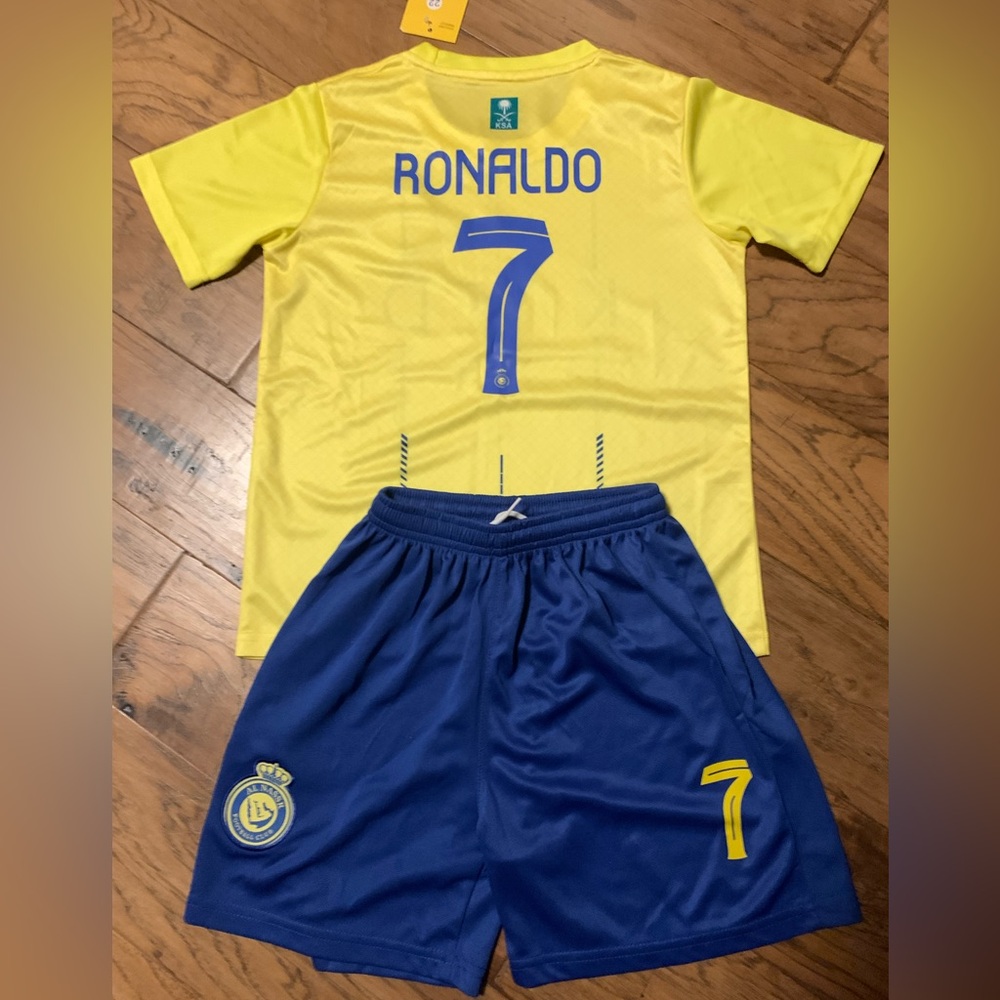 Cristiano Ronaldo Al Nassr Kids Soccer Kit 2 Piece Set - Ships same Day